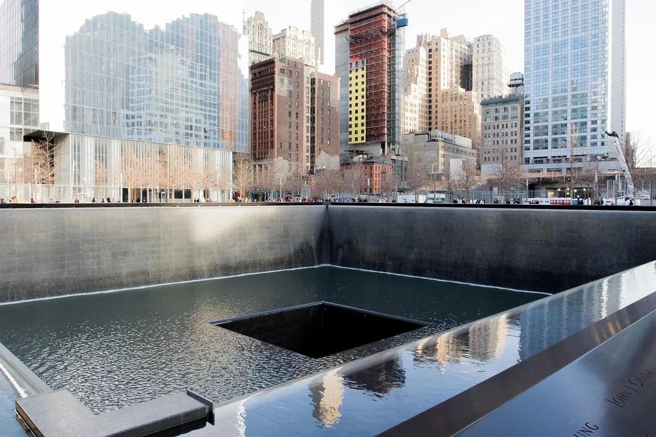 25 ans du 11 Septembre, Donald Trump Ground Zero, commémorations 11-Septembre, attentats de 2001, mémorial de New York.