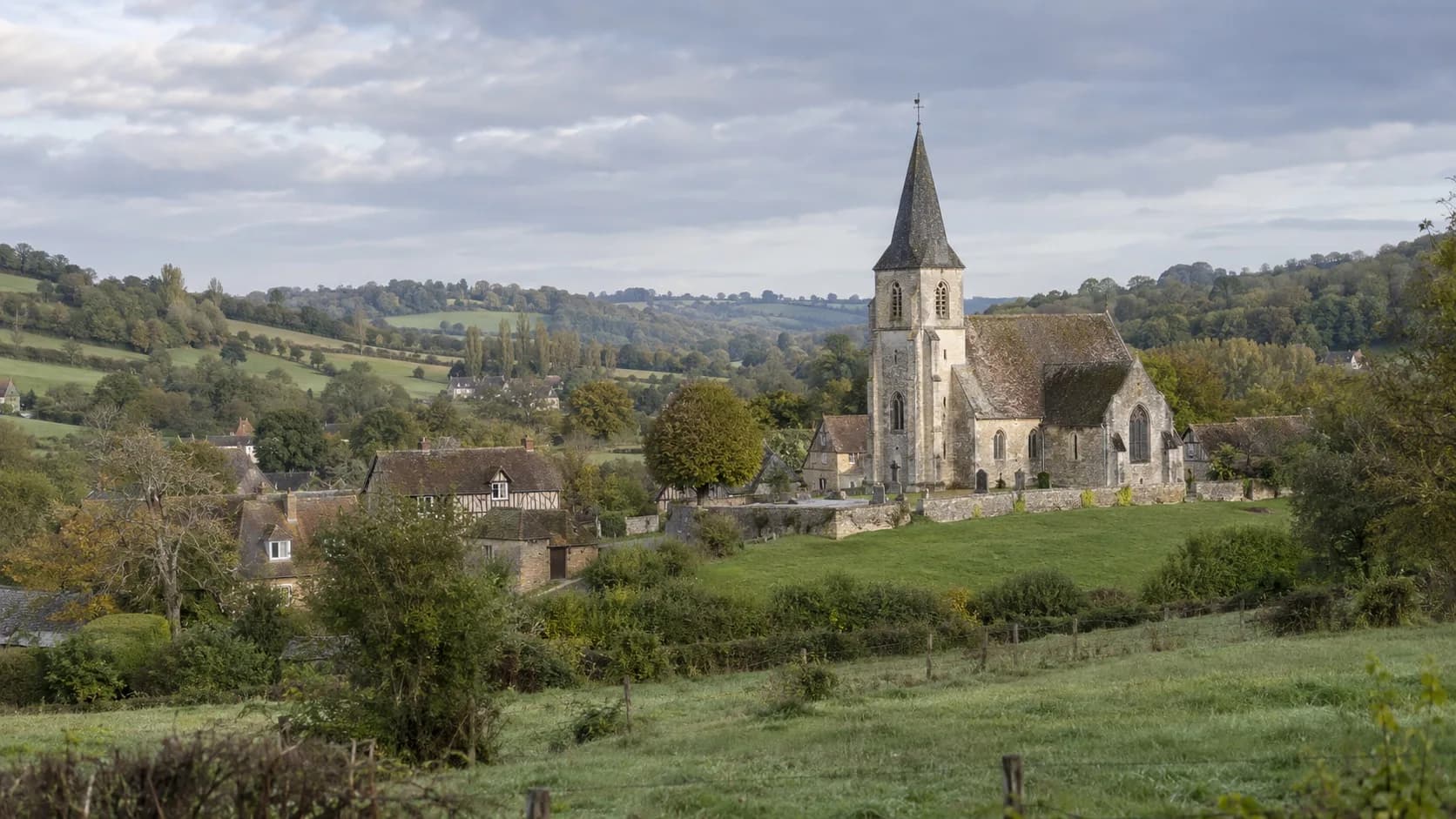 À Repentigny, dans le Calvados, l’église Saint-Martin est au cœur de l’invitation adressée à Céline Dion.
