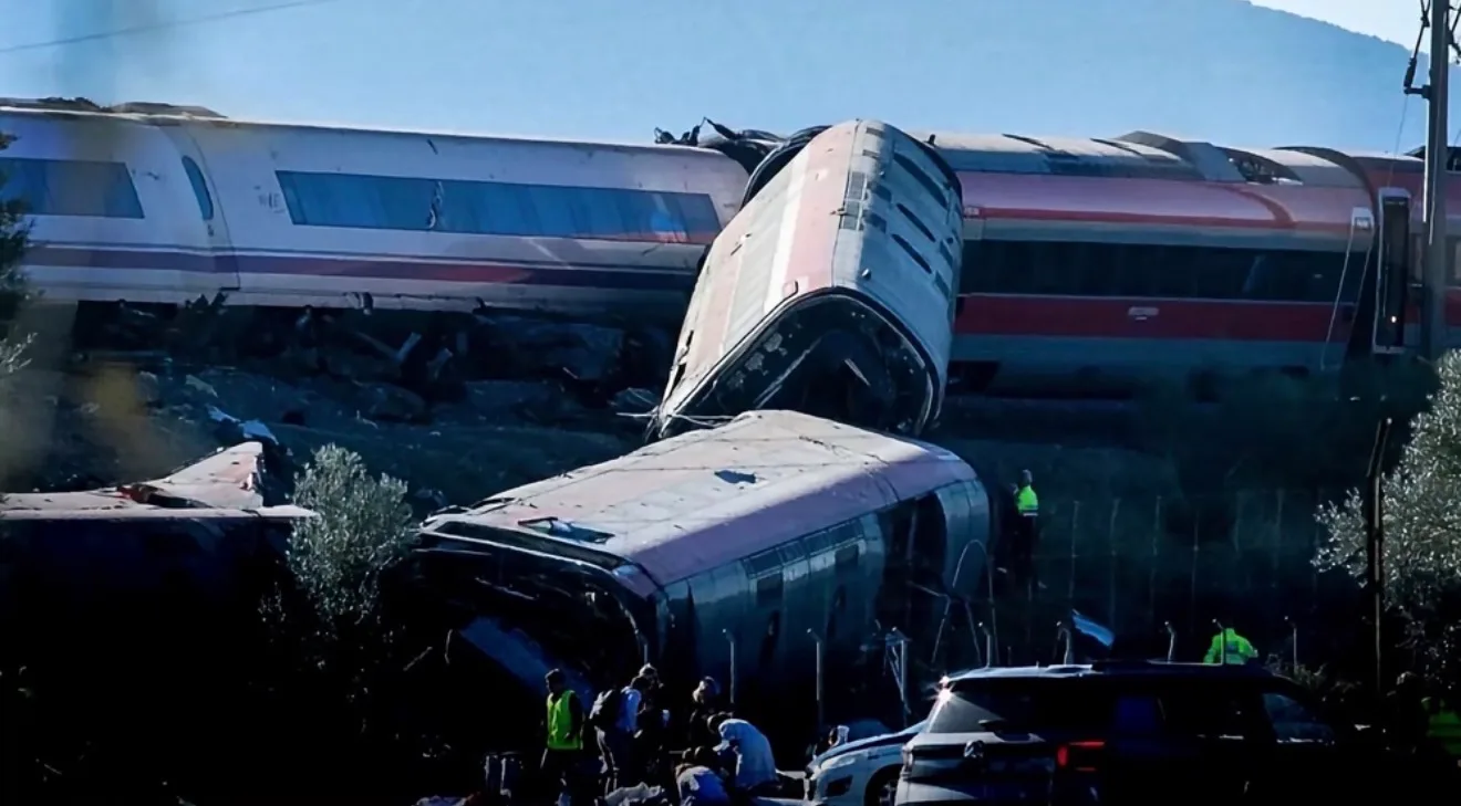 Un train AVE Renfe et un convoi Iryo sont entrés en collision près d’Urda, en Espagne.
