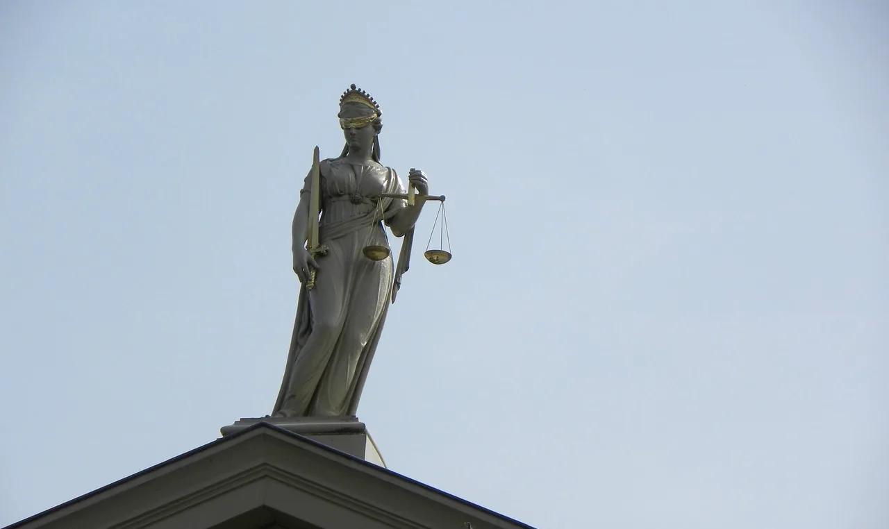 Un homme a été condamné à Caen pour des violences sur son ex-compagne enceinte et son beau-fils à Luc-sur-Mer.